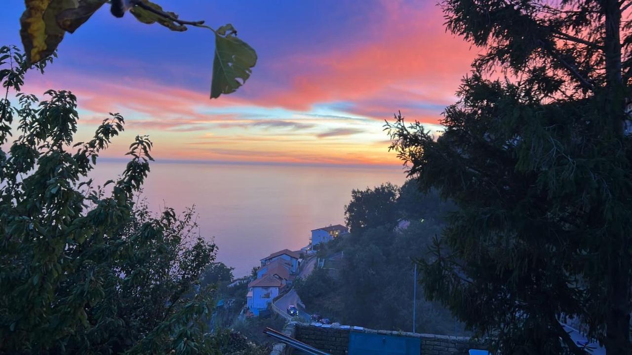 Вилла Panoramic Viewpoint Аджерола Экстерьер фото