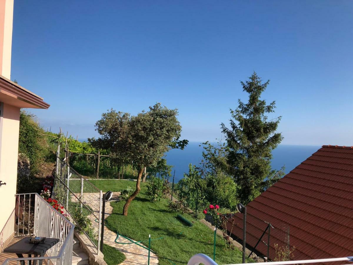 Вилла Panoramic Viewpoint Аджерола Экстерьер фото